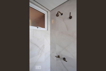 Apartamento para alugar com 104m², 2 quartos e sem vagaBanheiro da Suíte