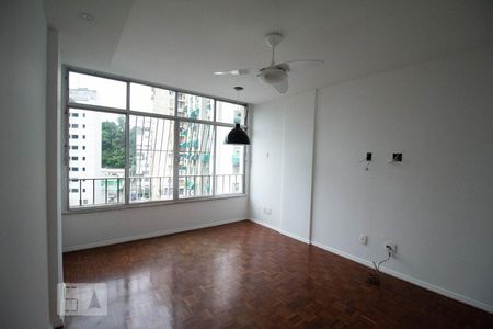 Sala de apartamento para alugar com 3 quartos, 92m² em Ingá, Niterói