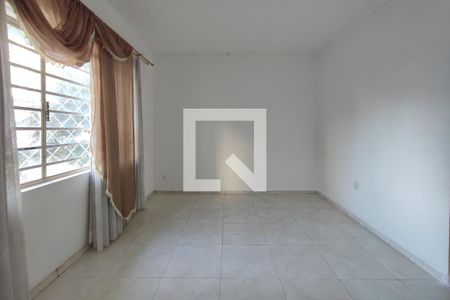 Sala de Estar de casa à venda com 2 quartos, 288m² em Cambuí, Campinas