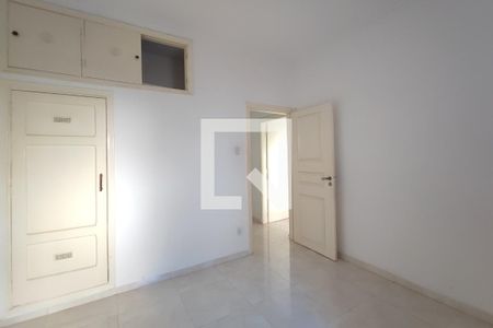 Quarto  de casa à venda com 2 quartos, 288m² em Cambuí, Campinas