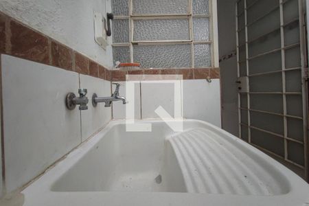 Casa à venda com 288m², 2 quartos e 2 vagasÁrea de Serviço