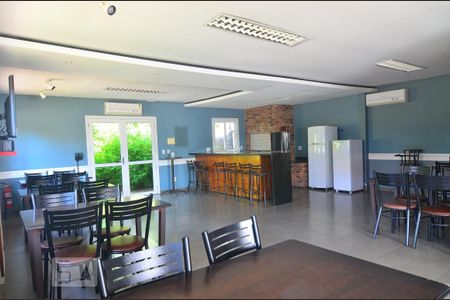 Casa de condomínio à venda com 93m², 3 quartos e 2 vagasSalão de festas