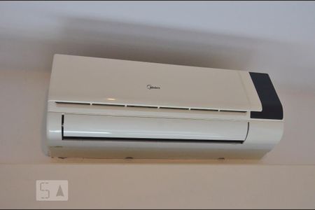 Casa de condomínio à venda com 93m², 3 quartos e 2 vagasAr condicionado