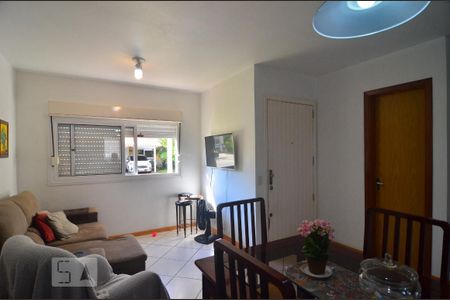 Sala de casa de condomínio à venda com 3 quartos, 93m² em Fátima, Canoas
