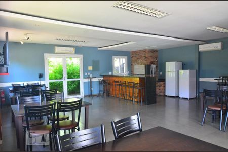 Casa de condomínio à venda com 93m², 3 quartos e 2 vagasSalão de festas