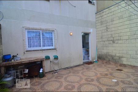 Casa de condomínio à venda com 93m², 3 quartos e 2 vagasPátio