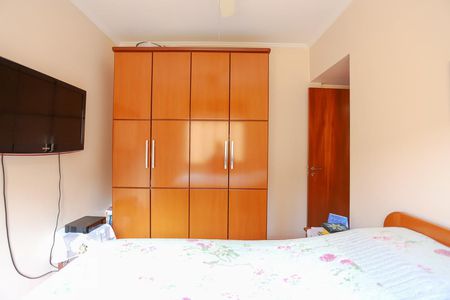 Apartamento à venda com 105m², 3 quartos e 2 vagas Apartamento à venda com 105m², 3 quartos e 2 vagasQuarto 2