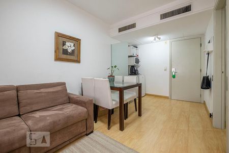 Sala de kitnet/studio à venda com 1 quarto, 34m² em Jardim Paulista, São Paulo