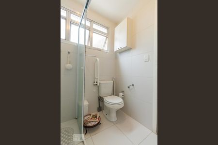 Apartamento à venda com 97m², 2 quartos e sem vaga Apartamento à venda com 97m², 2 quartos e sem vagaBanheiro