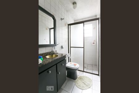 Casa para alugar com 300m², 4 quartos e 4 vagasBanheiro 2