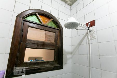 Casa para alugar com 300m², 4 quartos e 4 vagasBanheiro 1