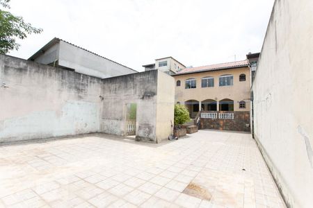 Casa para alugar com 300m², 4 quartos e 4 vagasQuintal