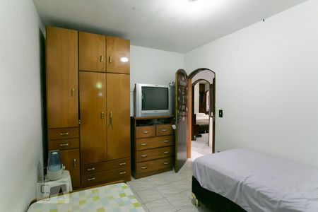 Casa para alugar com 300m², 4 quartos e 4 vagasQuarto 1