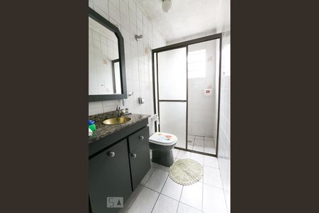 Casa para alugar com 300m², 4 quartos e 4 vagasBanheiro 2