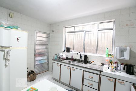 Casa para alugar com 300m², 4 quartos e 4 vagasCozinha