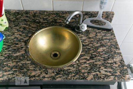 Casa para alugar com 300m², 4 quartos e 4 vagasBanheiro 2