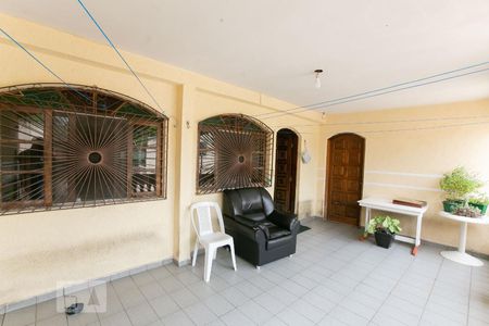 Casa para alugar com 300m², 4 quartos e 4 vagasQuintal