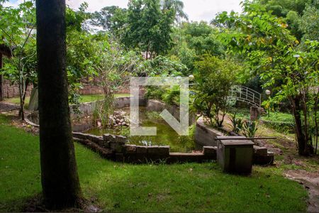 Casa de condomínio à venda com 849m², 4 quartos e 6 vagas Casa de condomínio à venda com 849m², 4 quartos e 6 vagasÁrea Verde