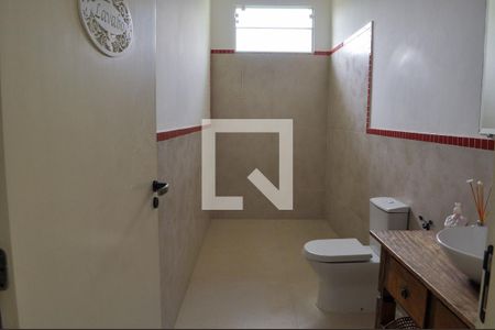 Casa de condomínio à venda com 849m², 4 quartos e 6 vagas Casa de condomínio à venda com 849m², 4 quartos e 6 vagasBanheiro Social