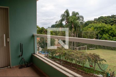Casa de condomínio à venda com 849m², 4 quartos e 6 vagas Casa de condomínio à venda com 849m², 4 quartos e 6 vagasSacada da Suíte 1