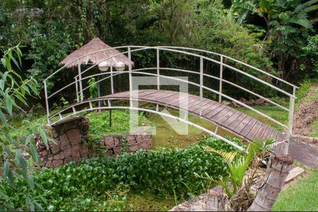 Casa de condomínio à venda com 849m², 4 quartos e 6 vagas Casa de condomínio à venda com 849m², 4 quartos e 6 vagasÁrea Verde