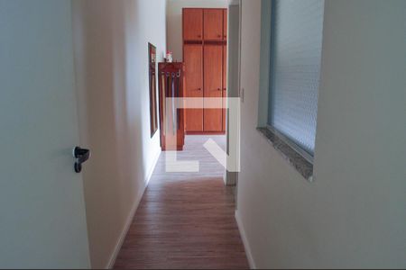 Casa de condomínio à venda com 849m², 4 quartos e 6 vagas Casa de condomínio à venda com 849m², 4 quartos e 6 vagasSuíte 3