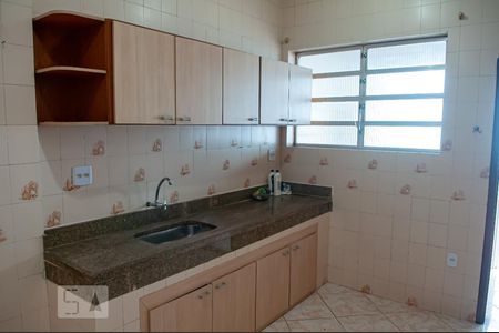 Casa à venda com 330m², 3 quartos e 5 vagasCozinha