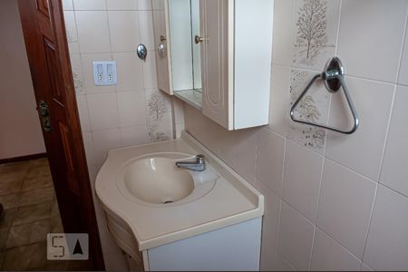 Casa à venda com 330m², 3 quartos e 5 vagasBanheiro