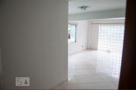 Casa à venda com 330m², 3 quartos e 5 vagasSalão