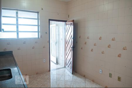 Casa à venda com 330m², 3 quartos e 5 vagasCozinha
