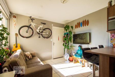 Sala de apartamento à venda com 2 quartos, 46m² em Glória, Porto Alegre