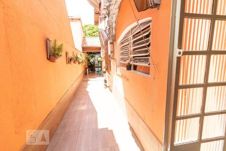 Casa à venda com 210m², 3 quartos e 3 vagas Casa à venda com 210m², 3 quartos e 3 vagasQuintal