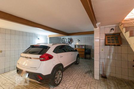 Casa à venda com 210m², 3 quartos e 3 vagas Casa à venda com 210m², 3 quartos e 3 vagasGaragem