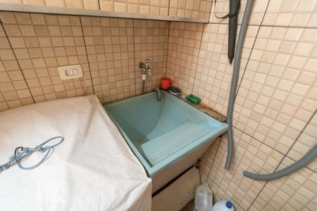 Casa à venda com 210m², 3 quartos e 3 vagas Casa à venda com 210m², 3 quartos e 3 vagasÁrea de Serviço