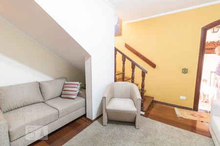 Casa à venda com 210m², 3 quartos e 3 vagas Casa à venda com 210m², 3 quartos e 3 vagasSala