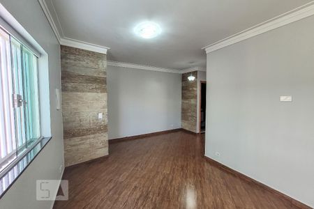 Sala de casa de condomínio para alugar com 2 quartos, 90m² em Vila Carrão, São Paulo