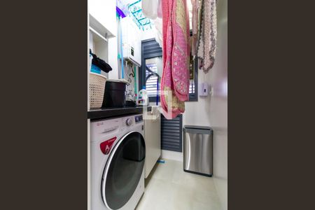 Apartamento à venda com 88m², 3 quartos e 2 vagas Apartamento à venda com 88m², 3 quartos e 2 vagasÁrea de Serviço