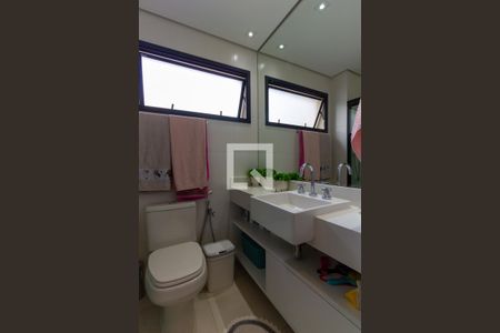 Apartamento à venda com 88m², 3 quartos e 2 vagas Apartamento à venda com 88m², 3 quartos e 2 vagasBanheiro Social