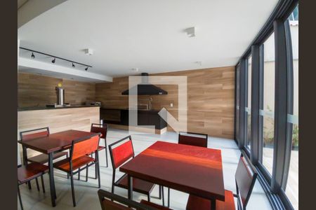 Apartamento à venda com 88m², 3 quartos e 2 vagas Apartamento à venda com 88m², 3 quartos e 2 vagasÁrea comum - Salão de festas