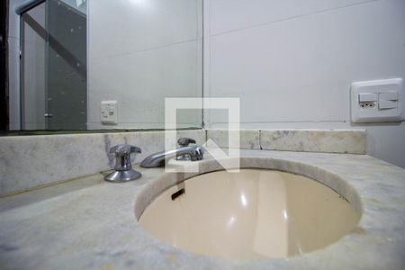 Apartamento à venda com 80m², 2 quartos e 1 vagaBanheiro da Suíte