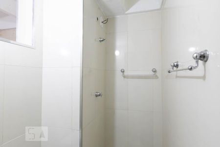 Studio para alugar com 34m², 1 quarto e 1 vaga Studio para alugar com 34m², 1 quarto e 1 vagaBanheiro