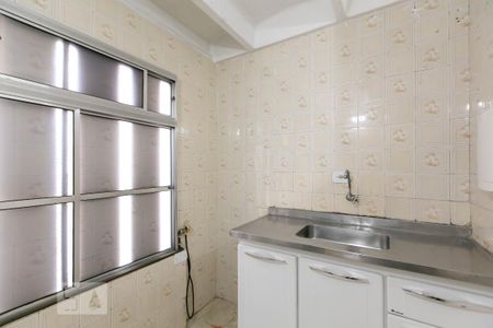 Cozinha de kitnet/studio para alugar com 1 quarto, 34m² em Conjunto Residencial José Bonifácio, São Paulo
