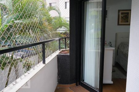 Apartamento à venda com 155m², 3 quartos e 2 vagas Apartamento à venda com 155m², 3 quartos e 2 vagasVaranda