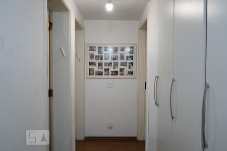 Apartamento à venda com 155m², 3 quartos e 2 vagas Apartamento à venda com 155m², 3 quartos e 2 vagasCorredor
