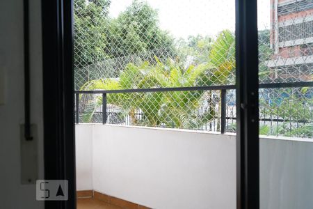 Apartamento à venda com 155m², 3 quartos e 2 vagas Apartamento à venda com 155m², 3 quartos e 2 vagasVaranda