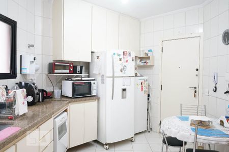 Apartamento à venda com 155m², 3 quartos e 2 vagas Apartamento à venda com 155m², 3 quartos e 2 vagasCozinha