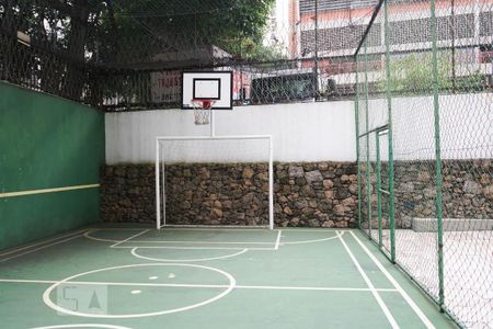 Apartamento à venda com 155m², 3 quartos e 2 vagas Apartamento à venda com 155m², 3 quartos e 2 vagasQuadra Esportiva