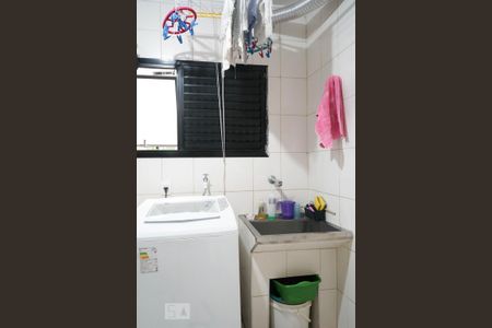 Apartamento à venda com 155m², 3 quartos e 2 vagas Apartamento à venda com 155m², 3 quartos e 2 vagasÁrea de Serviço