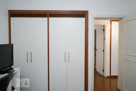Apartamento à venda com 155m², 3 quartos e 2 vagas Apartamento à venda com 155m², 3 quartos e 2 vagasQuarto 1