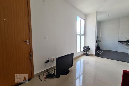 Sala de apartamento para alugar com 2 quartos, 43m² em Caguassu, Sorocaba
